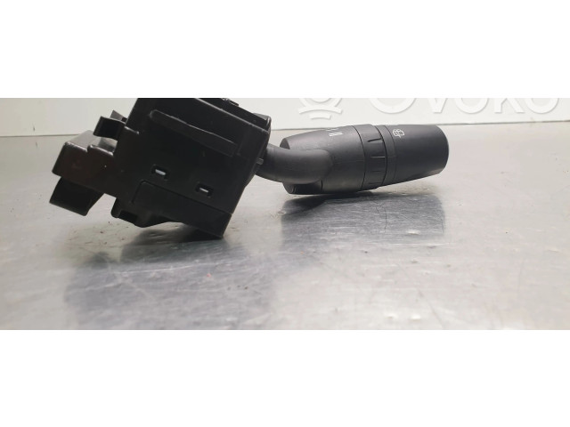 Ручка стеклоочистителей DA6B Mazda CX-3