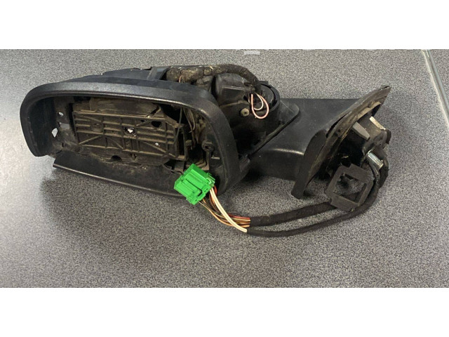 Зеркало электрическое        Volvo V70  2000 - 2004 года   