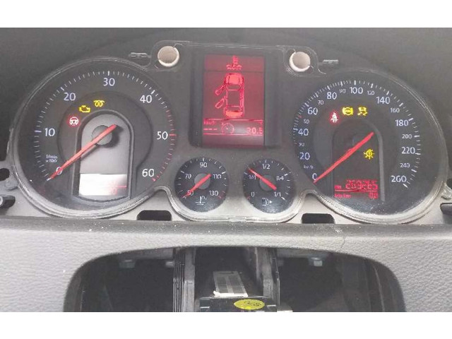 Přístrojová deska Volkswagen Passat Alltrack 2007 3C0920871E, A2C53242429