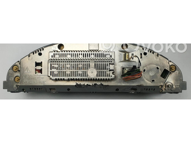 Přístrojová deska Mercedes-Benz S W220 2000 A2205403411