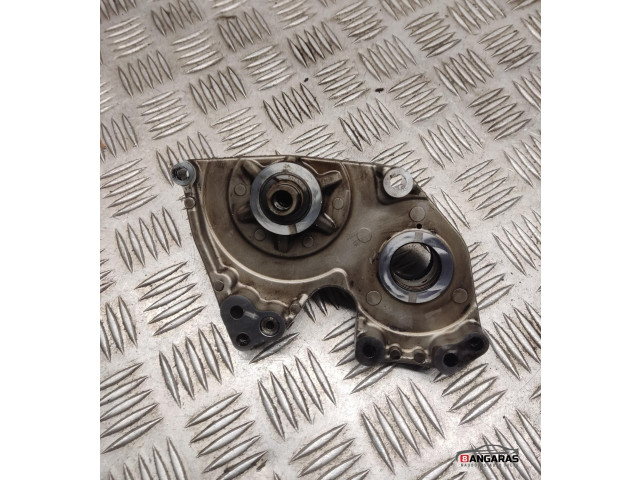 Čerpadlo oleje 057109361d   Audi A8 S8 D3 4E   