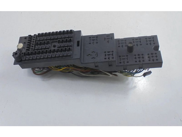 Pojistková skříňka 9559790, 9559790 Saab 900 1990