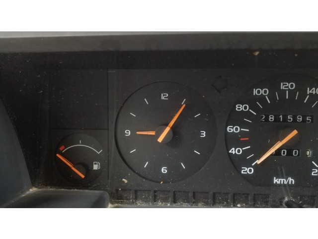 Панель приборов 1398724 Volvo 760