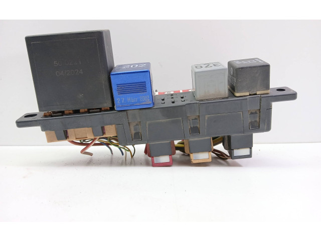 Блок предохранителей 8L0941822A Audi A6 S6 C5 4B