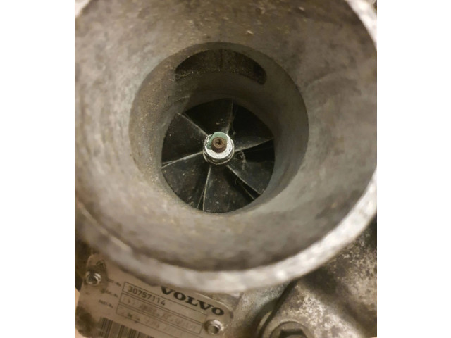 Турбина Volvo V70 30757114, 53249707401 для двигателя d5244t