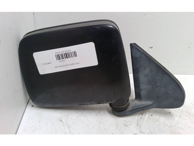 Zpětné zrcátko  Nissan PickUp 2001    
