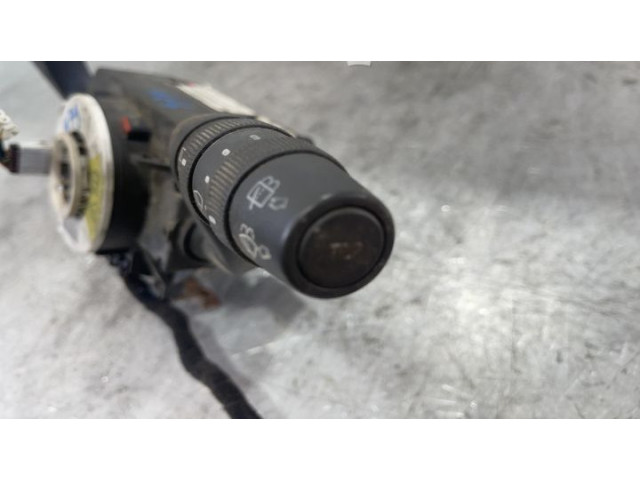 Ручка стеклоочистителей Fiat Idea