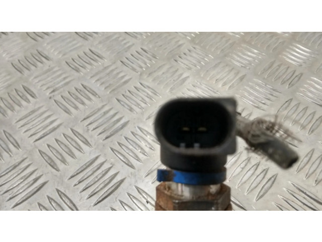 Vstřikovač 7T1Q9F593AB Ford Focus pro naftový motor 1.8