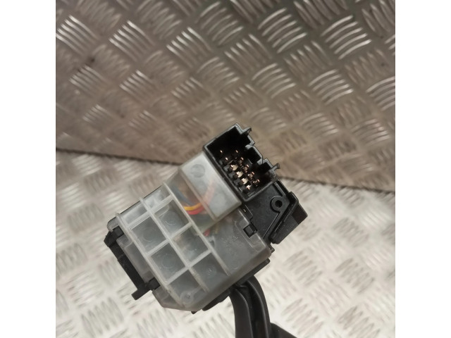 Ручка стеклоочистителей 17D682 Mazda 3 I