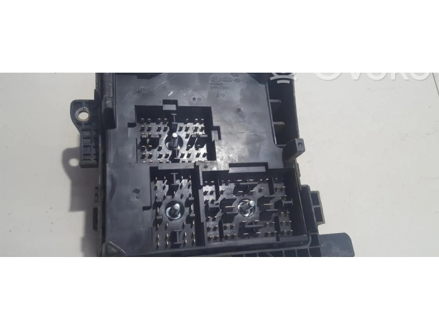 Блок предохранителей     KIA Ceed    