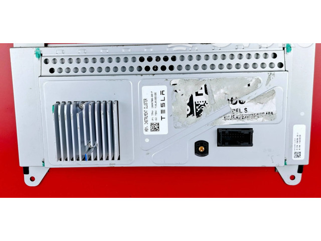 Přístrojová deska  Tesla Model S 2012 100478800F  