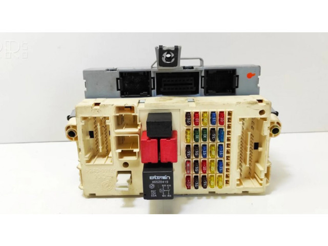 Pojistková skříňka 467463750 Alfa Romeo 147 2001