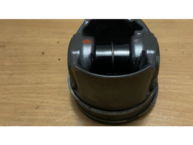  Поршень  1612731880, 1609067980  Citroen Jumper для дизельного двигателя 2.0