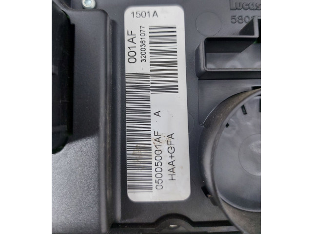 Блок управления климат-контролем 05005001AF   Chrysler Voyager