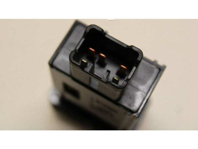 Включатель стеклоочистителей Daihatsu Gran Move