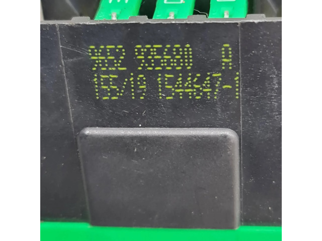   Pojistková skříňka 9652935680   Citroen Berlingo 2010