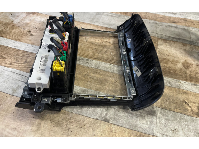 Дисплей 945003E500 KIA Sorento