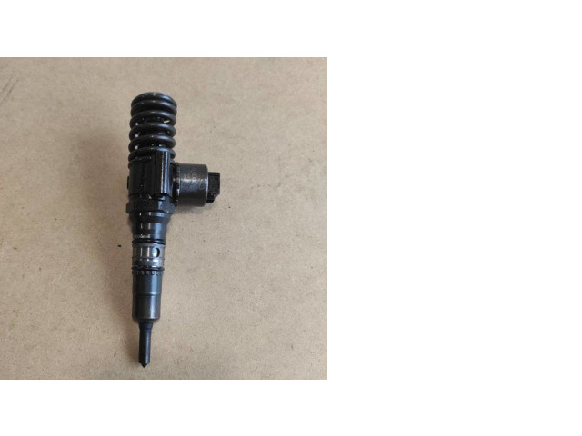 Форсунка 036130073G    Audi A6 S6 C6 4F для дизельного двигателя  2