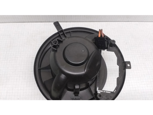 Вентилятор печки    1K1820015E, F995427D   Volkswagen Golf V