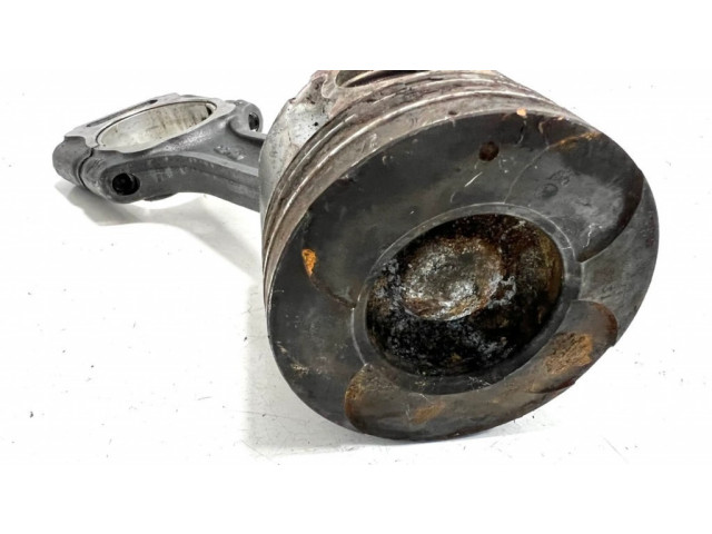 Поршень с шатуном 66430 SsangYong Rexton для дизельного двигателя 2.7