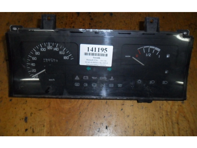 Панель приборов    Renault Clio I       