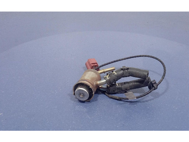 Vstřikovač 05L131113A, 05L131113A Volkswagen Passat Alltrack