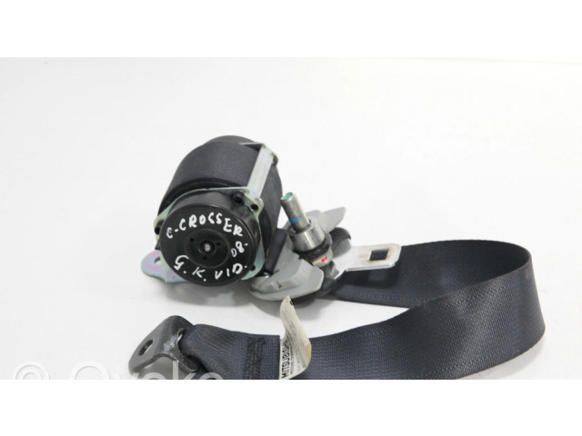 Задний ремень безопасности