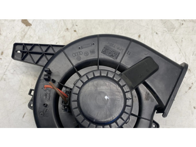 Вентилятор печки    6Q1820015G   Audi A1