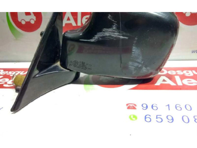 Zpětné zrcátko Opel Monterey