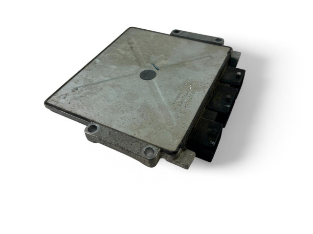 Блок управления двигателем Блок управления 30729351   Volvo V70