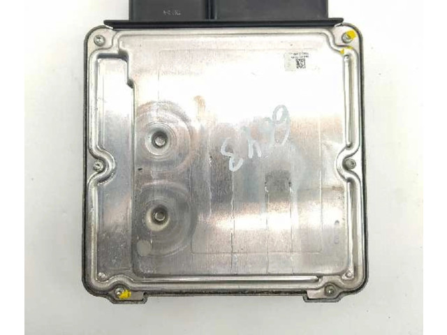 Блок управления двигателя 03C906032Q, 03C906032C Volkswagen Golf SportWagen