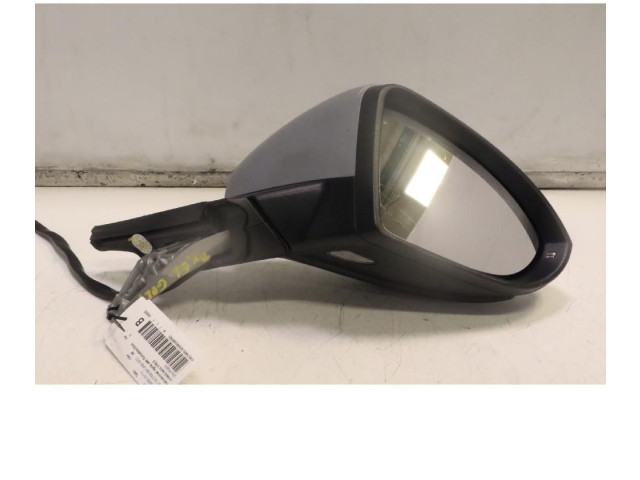 Зеркало электрическое        Volkswagen Golf VII  2013 - 2019 года   