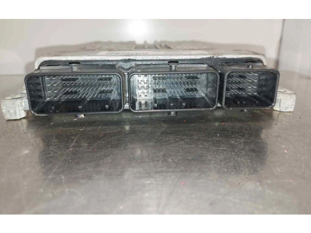 Řídící jednotka 237100777R Renault Megane II 2010