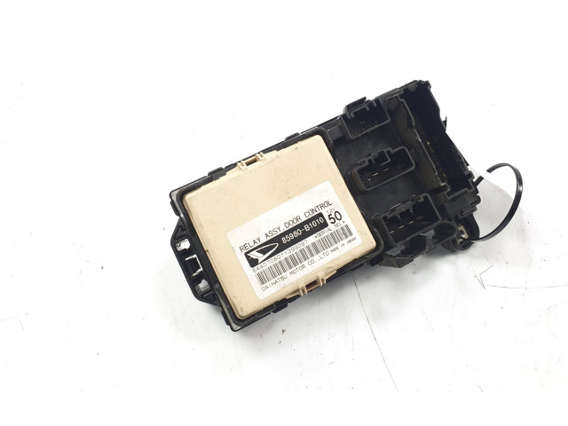 Блок предохранителей 85980-B1010 Opel Meriva A