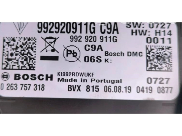 Přístrojová deska Porsche 911 992 2019 992920911G, 0263757318