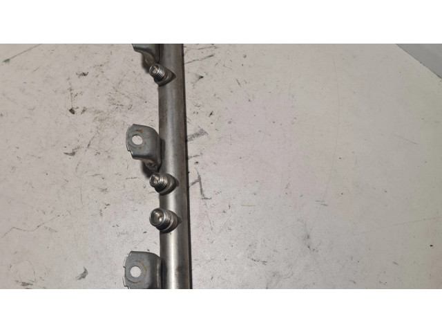 Vstřikovací lišta 7547600 BMW 7 F01 F02 F03 F04 pro benzínový motor 4.4