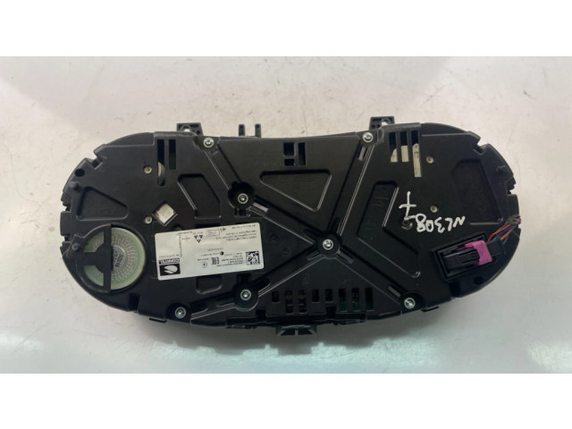 Панель приборов 6V0920740E Skoda Fabia Mk3 (NJ)