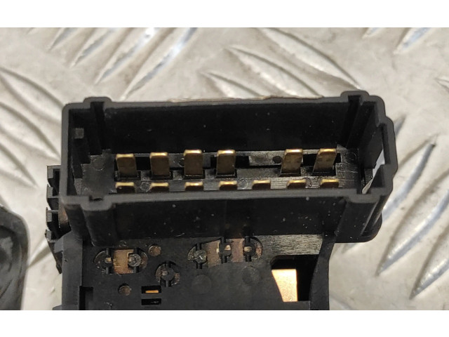 Ручка стеклоочистителей 8200792584, 901057666 Dacia Duster