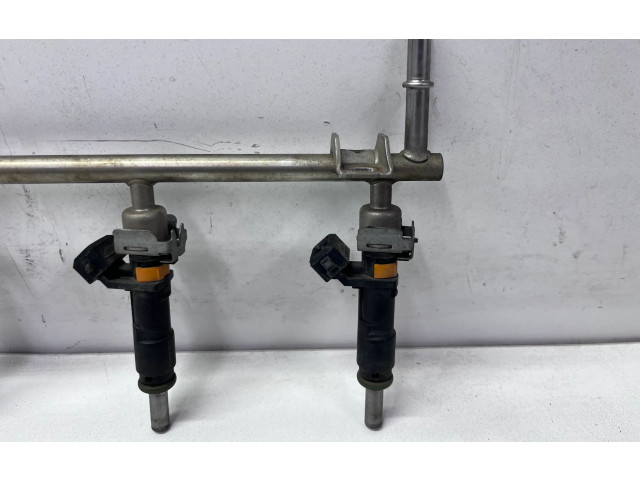 Vstřikovací lišta 1228605, 1228604 Opel Zafira C