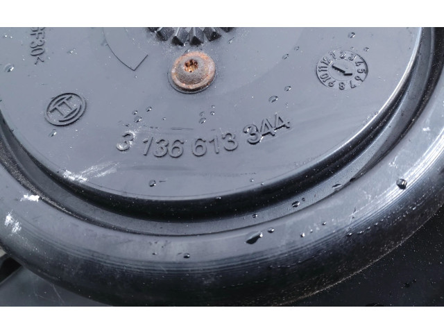 Вентилятор радиатора     3136613344, A2045000755    Mercedes-Benz E W212 