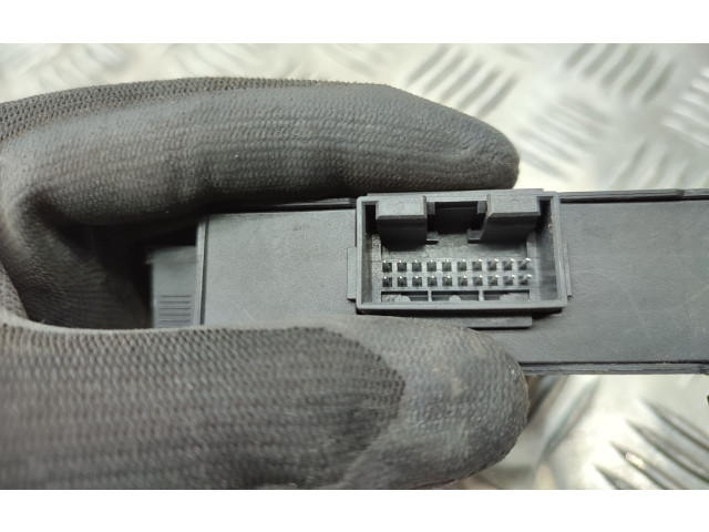 Модуль управления gateway 1K0907530AA, 1K0907951 Volkswagen Caddy