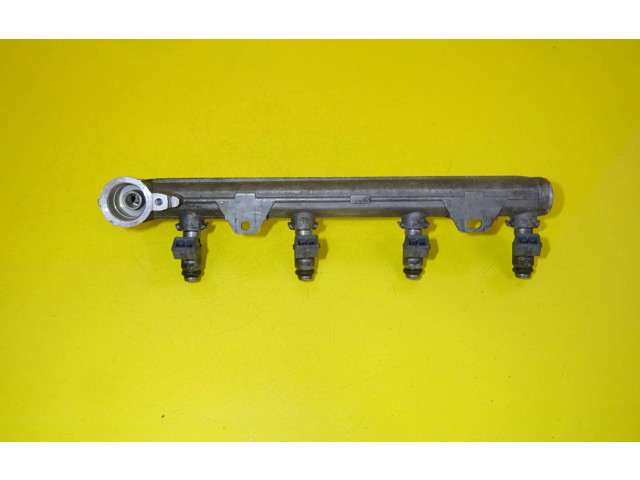 Топливная рампа 036133319   Volkswagen Golf IV  