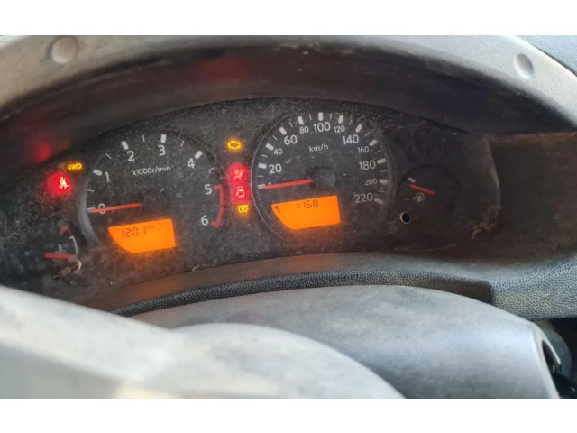 Přístrojová deska Nissan Navara