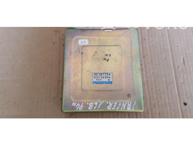 Блок управления двигателя MD328466, E2T65775 Mitsubishi Lancer
