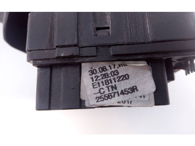 Ручка стеклоочистителей 255671453R, E11811220 Dacia Lodgy