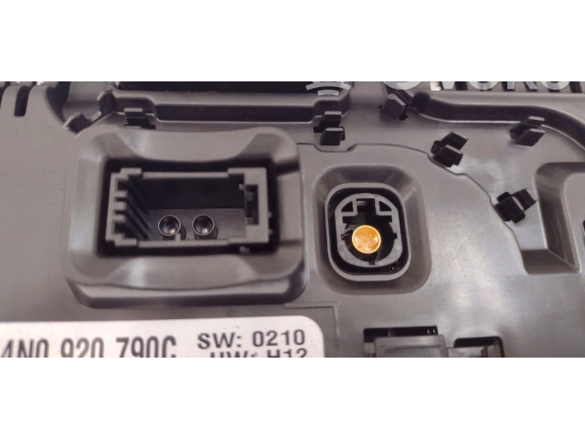 Přístrojová deska  Audi A8 S8 D5 2013 4N0920790C  