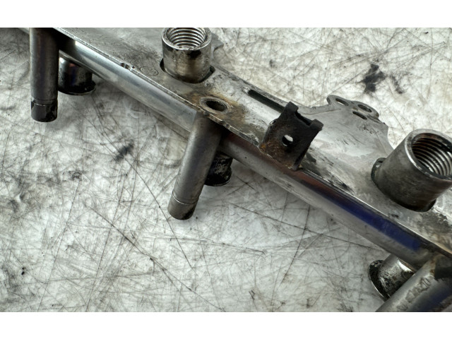 Топливная рампа 06F133317, 290990276   Audi A3 S3 8P   для двигателя BHZ