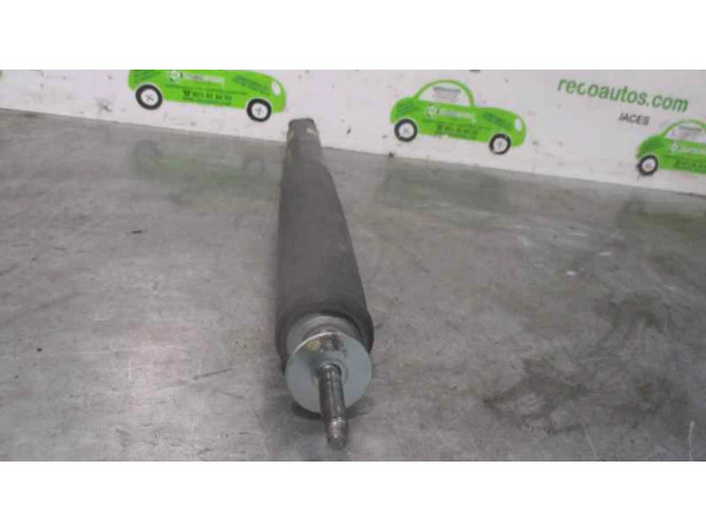 Задний амортизатор с пружиной      