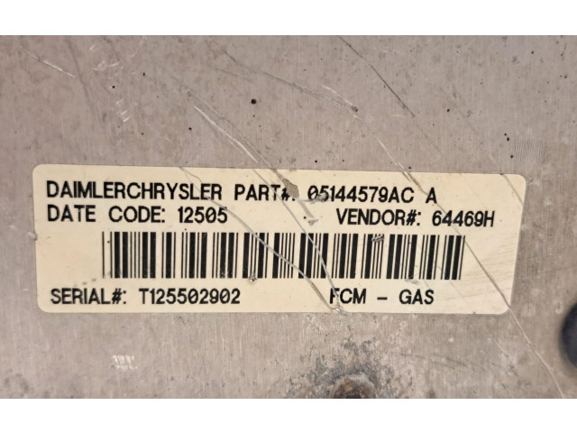 Pojistková skříňka 05144579AC Chrysler Voyager 2005