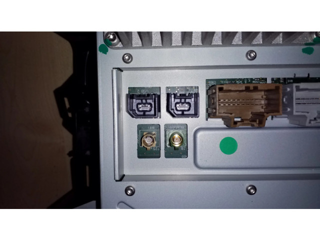 Дисплей 104500603A Tesla Model S